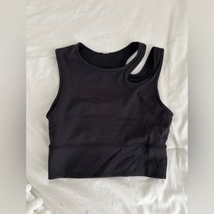 Lululemon Size 4 Workout Crop Top